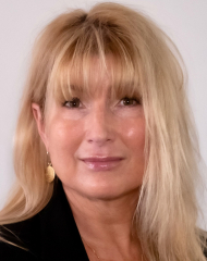 Image of Kari Waldie